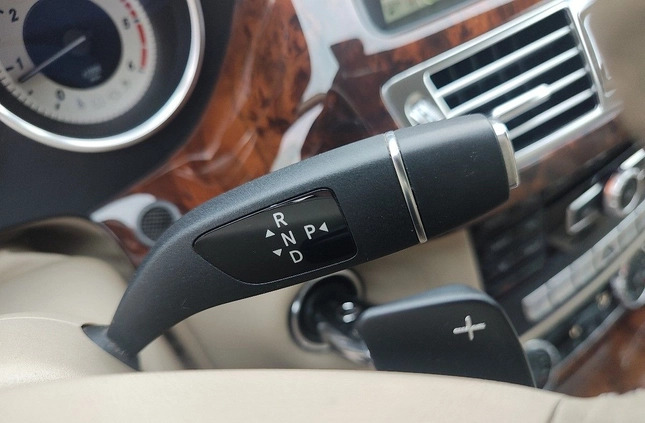 Mercedes-Benz CLS cena 92900 przebieg: 286259, rok produkcji 2014 z Częstochowa małe 529